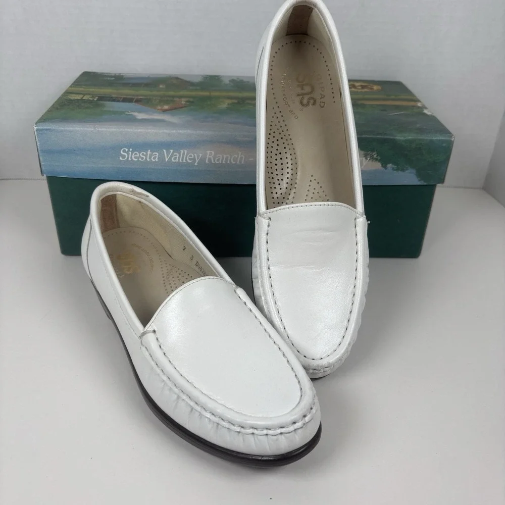 SAS Freetime Patent Leather Loafers/Shoes Womens Sz7 S(narrow) White Made in USA